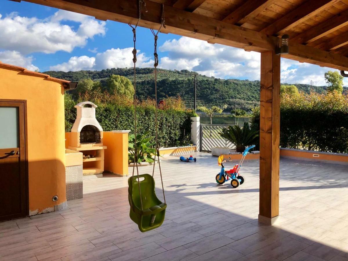 Villetta Aurora Villaggio Porto Ada A 2 Passi Dal Mare Pizzo  Luaran gambar